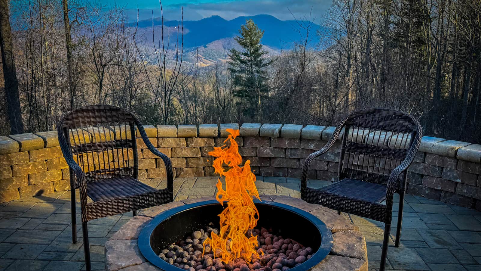 The mountain view from Elk Mountain Escape’s outdoor gathering space